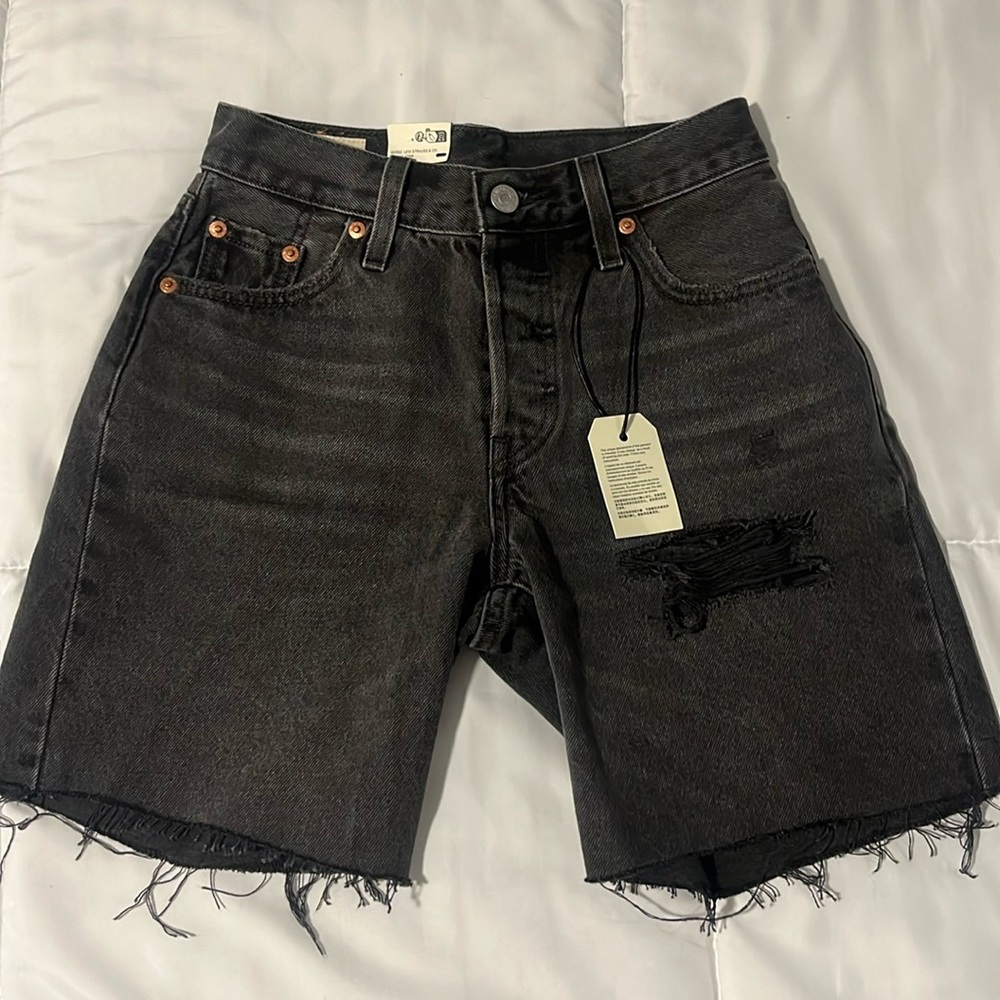 LEVI STRAUSS & CO. 501® MID THIGH WOMEN'S SHORTS - Lunar Black